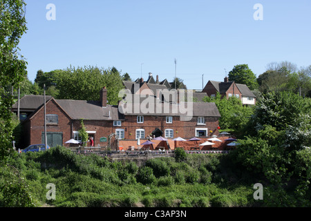 Der Dorfladen, Post und Teestuben am oberen Arley am Fluss Severn nahe Kidderminster, Worcestershire, UK. Stockfoto