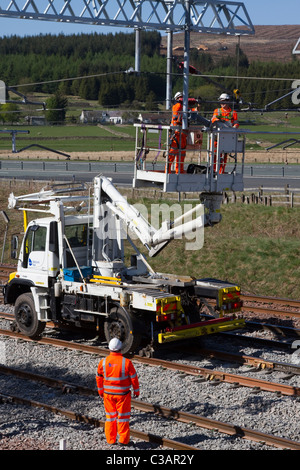 Babcock Rail Engineers reparieren Eisenbahnlinien auf dem Beattock Summit; Sicherheit & Bau, hohe Sichtbarkeit Netzwerk-Auftragnehmer in Schottland, Großbritannien Stockfoto