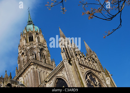 Blick auf den Turm von Bayeux Kathedrale, Normandie, Frankreich Stockfoto