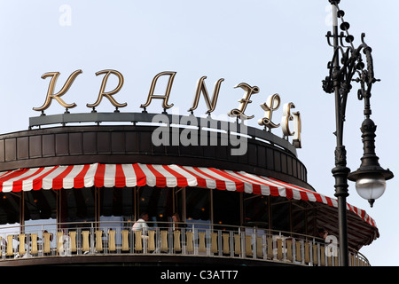 Berlin, das berühmte Café Kranzler. D - 10719 Berlin, Kurfürstendamm Nr. 18 EU/DE/DEU/Deutschland / Capitol Berlin. Stockfoto