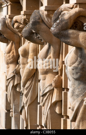 Brunnen-Statuen am unteren Wassergarten im Blenheim Palace, Oxfordshire, Vereinigtes Königreich Stockfoto