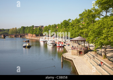 Der Fluss Dee in Chester Cheshire UK Stockfoto