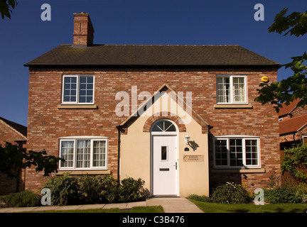 Neu gebautes Haus im traditionellen englischen Landhausstil, England, Großbritannien Stockfoto