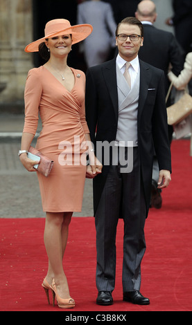 Die Hochzeit von Prinz William und Catherine Middleton. 29. April 2011.   Kronprinzessin Victoria von Schweden und ihr Ehemann Stockfoto