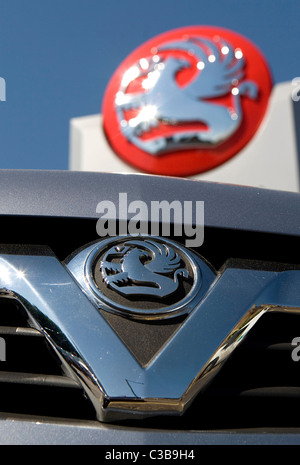 Anschauliches Bild von Vauxhall Autos, Teil des Konzerns General Motors. Stockfoto