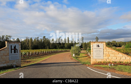 Ortseingangsschild. Hungerford Hill Winery, Pokolbin, Hunter Valley, New South Wales, Australien Stockfoto