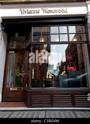 Außenaufnahme des Vivienne Westwood Store, Davies Street, London. Stockfoto