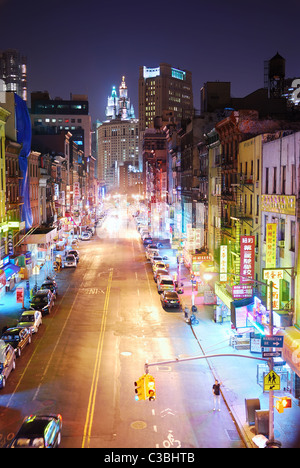 Manhattan Chinatown in der Nacht in New York City Stockfoto