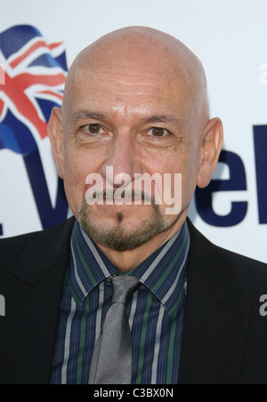 SIR BEN KINGSLEY Champagner-Start des BRITWEEK LOS ANGELES Kalifornien USA 26. April 2011 Stockfoto