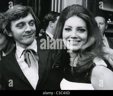 DAVID HEMMINGS UK Schauspieler mit Frau Gayle Hunnicutt 1968. Foto Tony Gale Stockfoto