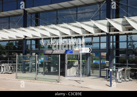 Eurostar Eingang Ashford International Railway Station. Ashford, Kent, England, UK, Großbritannien. Stockfoto