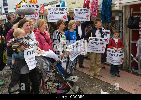 Die walisische Sprache Protest gegen National Eisteddfod 2010 Ebbw Vale oder Gwent South Wales UK Stockfoto