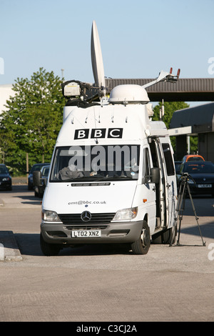 BBC Sat-LKW in der Szene der große Brand in loughborough Stockfoto