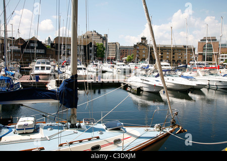 St Katherines Dock in London England Stockfoto