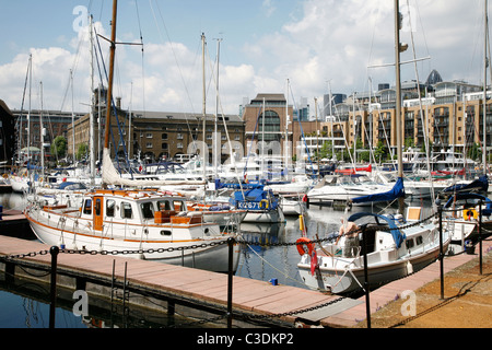 St Katherines Dock in London England Stockfoto