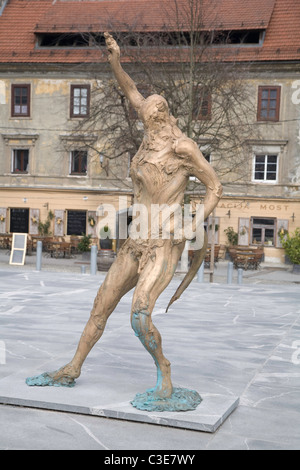 Statue auf der Metzgerei Brücke in Ljubljana, Slowenien. Stockfoto