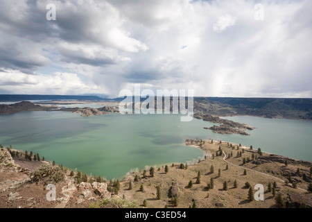 Jones-Bucht und des Teufels Punchbowl von der Spitze des Steamboat Rock - Steamboat Rock State Park, Grant County, Washington. Stockfoto