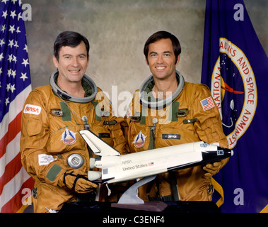 STS-1 Crew-Mitglieder, Commander, John W. Young und Pilot Robert L. Crippen. Stockfoto