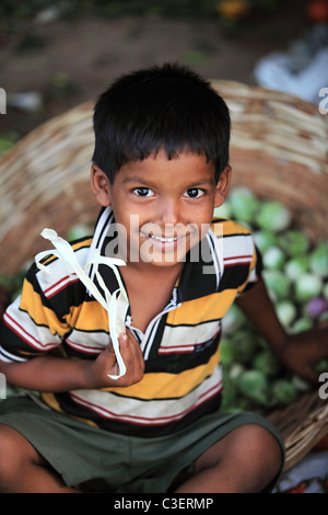 Fröhliche junge in Andhra Pradesh in Indien Stockfoto