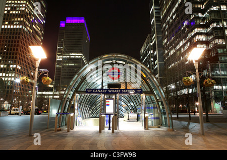 Canary Wharf-Bahnstation, London. Stockfoto