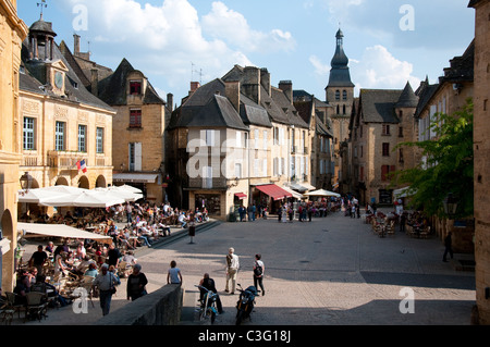 Place De La Liberte in Sarlat, Dordogne Aquitanien Frankreich Stockfoto