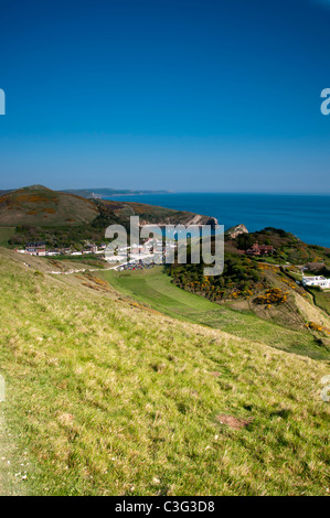 Blick über Lulworth Cove an der Jurassic Coast Dorset von der South West Coast Path Stockfoto