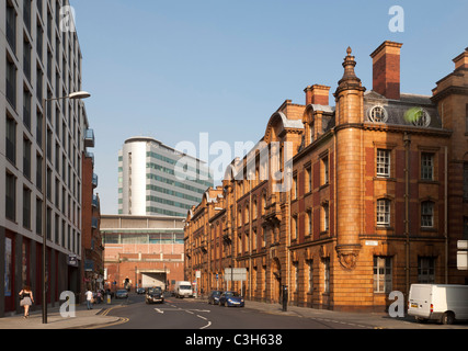 Manchester-Feuerwache und Piccadilly Bahnhof Stockfoto