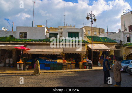 Straßenszenen im Le Grand Socco Quadrat Tanger Marokko in Nordafrika Stockfoto