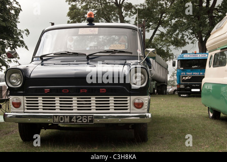 Mk1 Ford Transit Drop Seite pickup Astle Park Turnierplatz Stockfoto