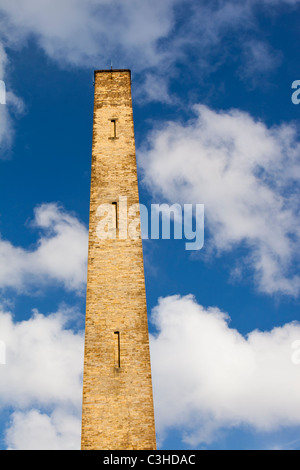 Der Schornstein bei Salze Mill in Saltaire, Yorkshire, Großbritannien. Stockfoto