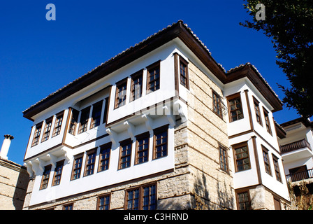 Traditionelles Steinhaus in Kastoria Stadt (Mazedonien, Griechenland) Stockfoto