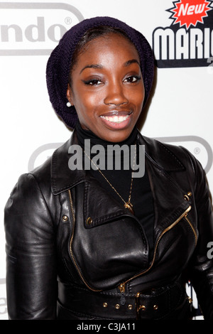 Estelle 25 Jahre Mario Feier auf der Nintendo World Store New York City, USA - 12.11.09 Stockfoto