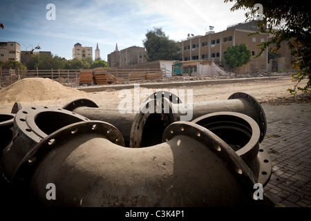 Renovierung und Modernisierung Arbeiten durchgeführt auf der Corniche el Nil in Luxor Ägypten Stockfoto