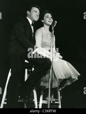STEVE LAWRENCE und Frau Eydie Gorme vocal Duo über 1964 Stockfoto