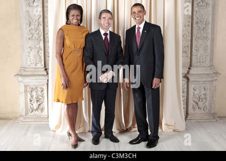 First Lady Michelle Obama und Präsident Barack Obama darstellen mit H.E Anders Fogh Rasmussen Secretary General des Nordens Stockfoto