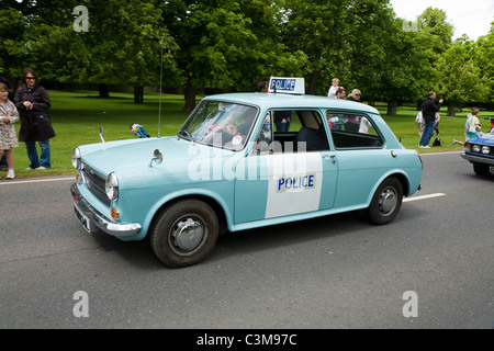 1970 der Austin 1100 Polizeiauto ('L' Registrierung – also von ca. 1972 oder 1973). Stockfoto