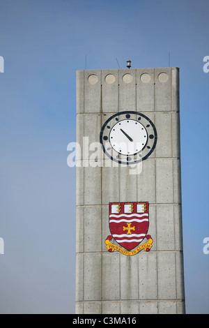 Der Uhrturm und Universitätszentrum am Memorial University of Newfoundland in St. John's. Stockfoto