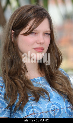 LEA SEYDOUX MIDNIGHT IN PARIS PHOTOCALL CANNES FILM FESTIVAL 2011 PALAIS DES FESTIVAL CANNES Frankreich 11 Mai 2011 Stockfoto