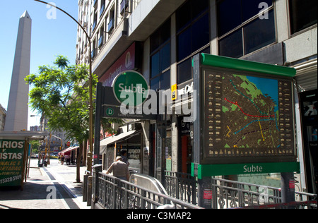 U-Bahn Eingang in Buenos Aires, Argentinien. Stockfoto