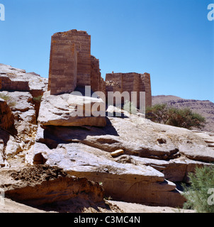 Ruinen des antiken Marib-Damms Jemen in Wadi Dhana 6. Jahrhundert v. Chr. (bekannt als der älteste Damm der Welt), heute UNESCO-Weltkulturerbe Stockfoto