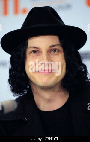 Jack White "White Stripes: unter The Great White Northern Lights Pressekonferenz - 2009 Toronto International Film Stockfoto