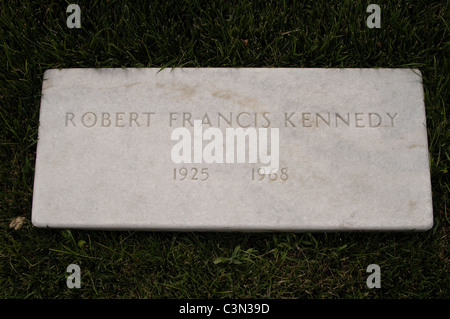 Robert Francis Kennedy (1925 – 1964). Grab auf dem Nationalfriedhof Arlington. USA. Stockfoto