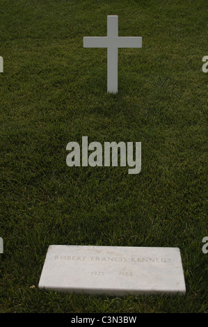 Robert Francis Kennedy (1925 – 1964). Grab auf dem Nationalfriedhof Arlington. USA. Stockfoto