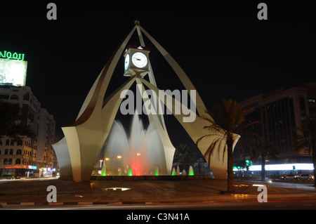 Turm Uhr Kreisverkehr in Dubai, Vereinigte Arabische Emirate. Stockfoto