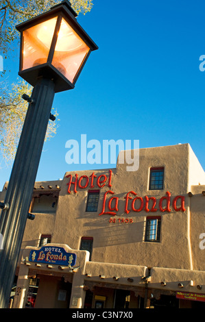 Außenansicht des Hotel La Fonda de Taos New Mexico Stockfoto