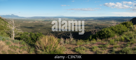 Panoramablick vom Montezuma Valley übersehen Mesa Verde National Park, Colorado USA Stockfoto