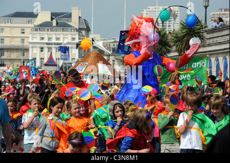 Brighton Festival Kinder Parade 2011 Stockfoto