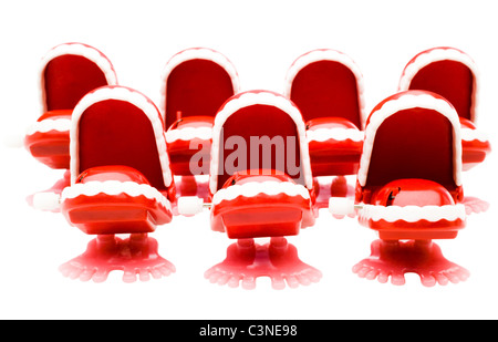 Sieben Sätze von Zahnersatz über weißen isoliert Stockfoto