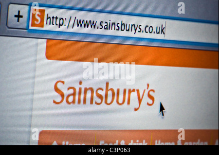 Nahaufnahme von Sainsbury's-Logo auf ihrer Website gesehen. (Nur zur redaktionellen Verwendung: print, TV, e-Book und redaktionelle Webseite). Stockfoto