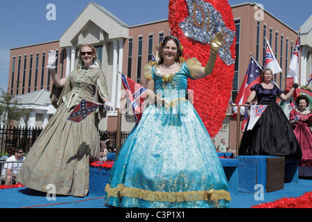 Florida, Hillsborough County, Plant City, West Reynolds Street, Florida Strawberry Festival, Grand Parade, Töchter der Konföderation, kontroverse Tradition Stockfoto